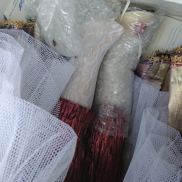 New Porcelain Agnes Doll - Picture 14 of 16